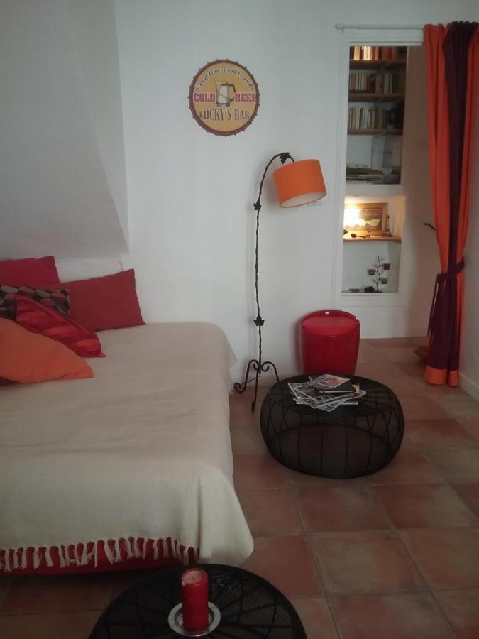 Studio A 2 Pas Du Palais Канни Номер фото
